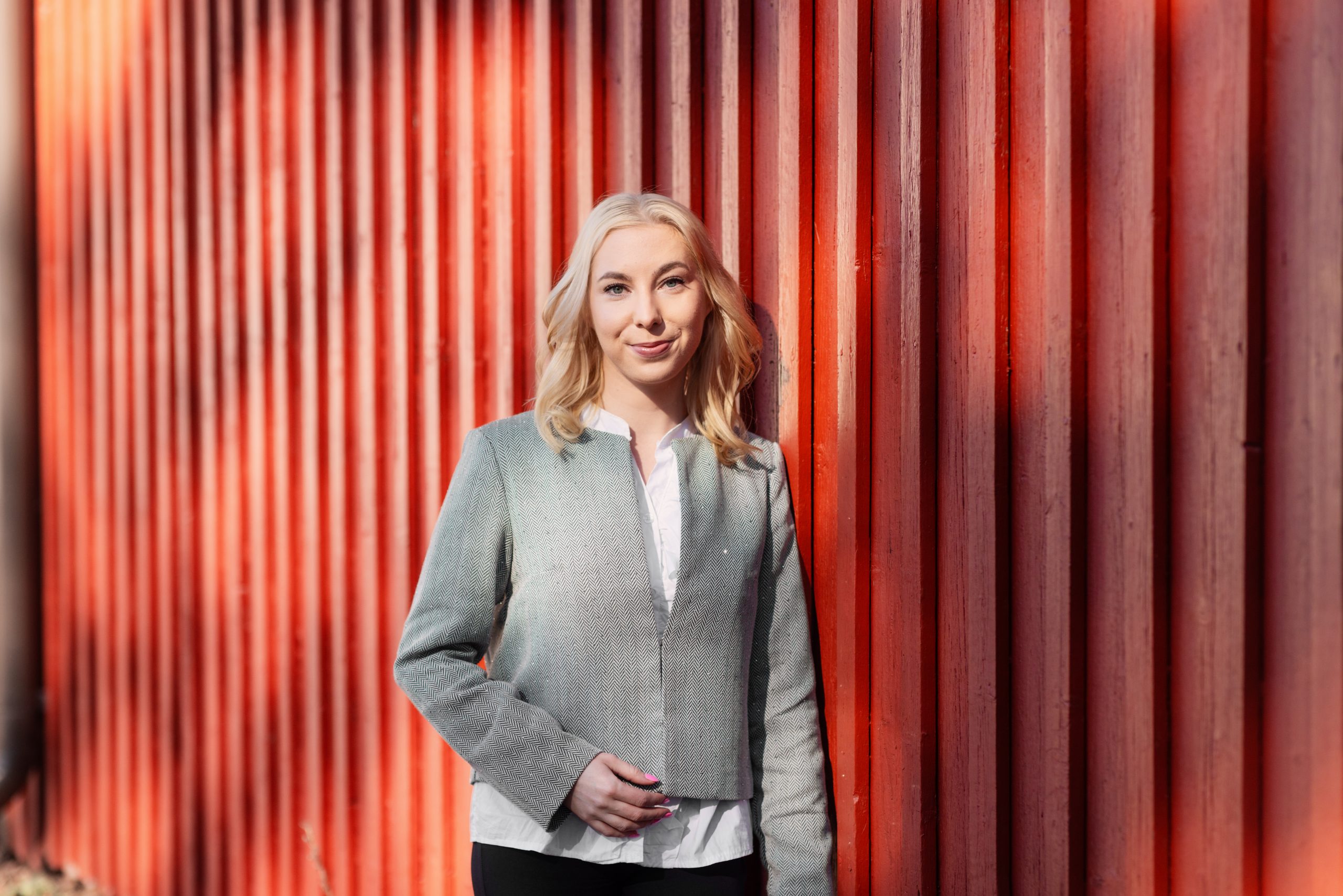 Ella Immonen – Poliittinen avustaja, VTM, FM